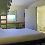 Hotel Ibis Budget Niort Est 4*