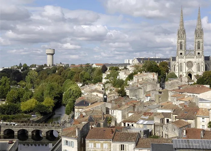 Ibis Budget Niort Est Hotel