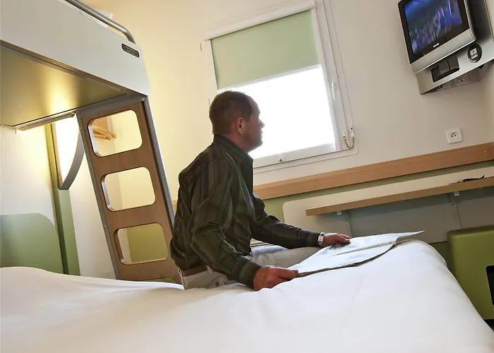 Ibis Budget Niort Est Hotel 4*